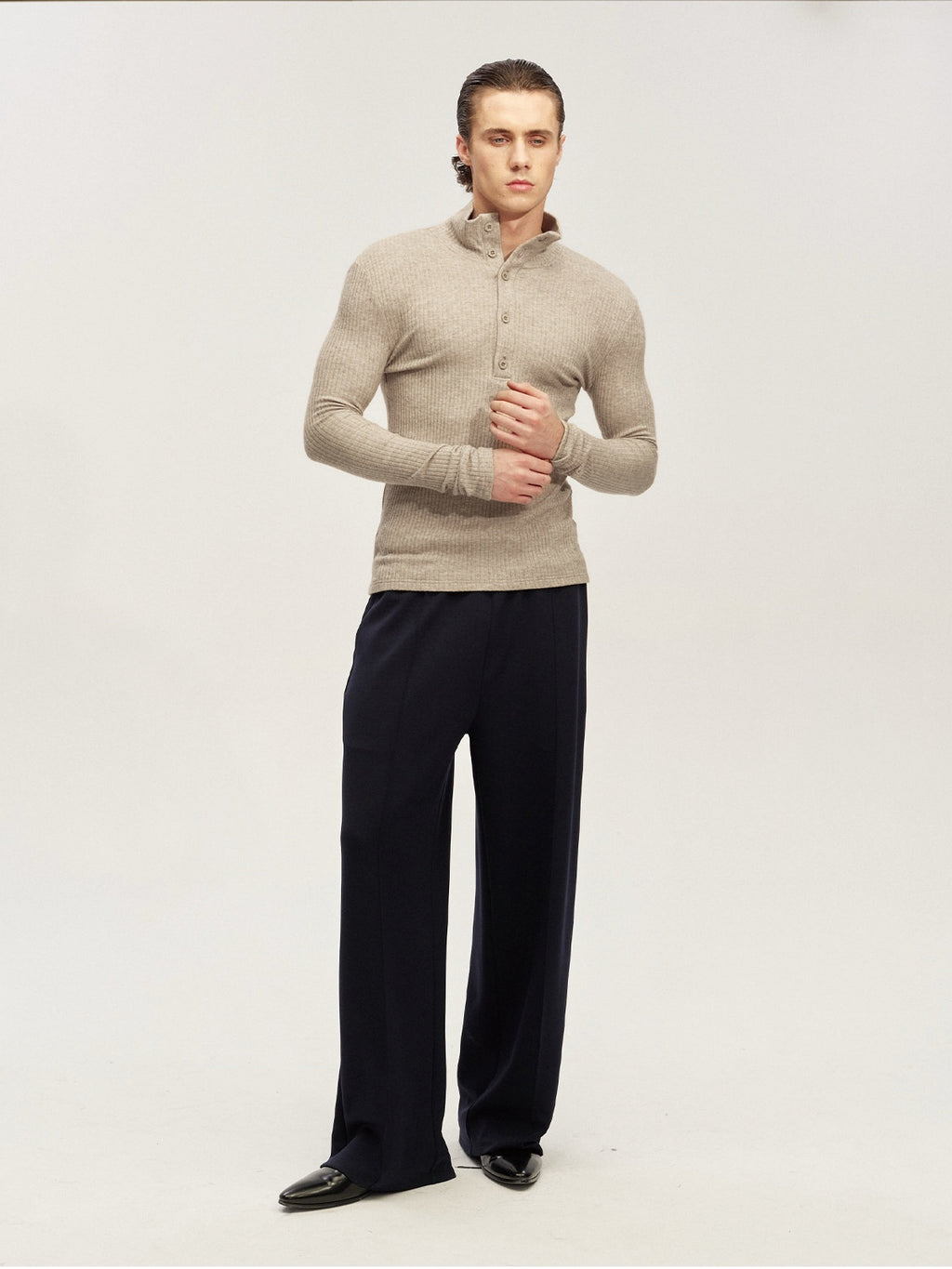 JCAESAR Slim-Fit Ribbed Turtleneck Base Layer with Buttons