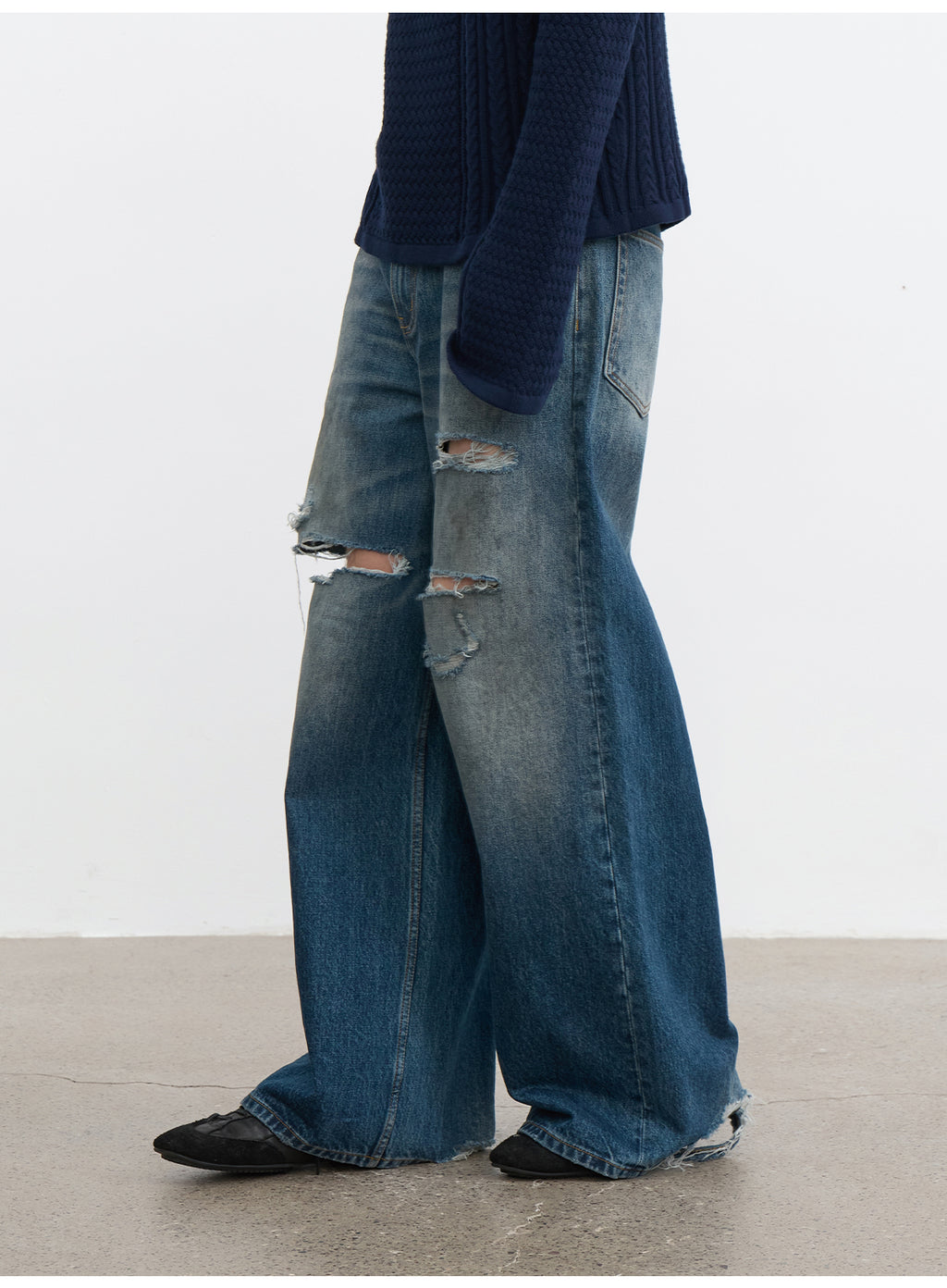 JCAESAR Knife Cut Distressed Blue Denim Jeans | Washed Ripped Straight Fit Jeans