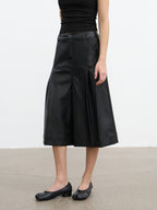 JCAESAR WOMEN Saddle‑pleated body‑hugging leather pants