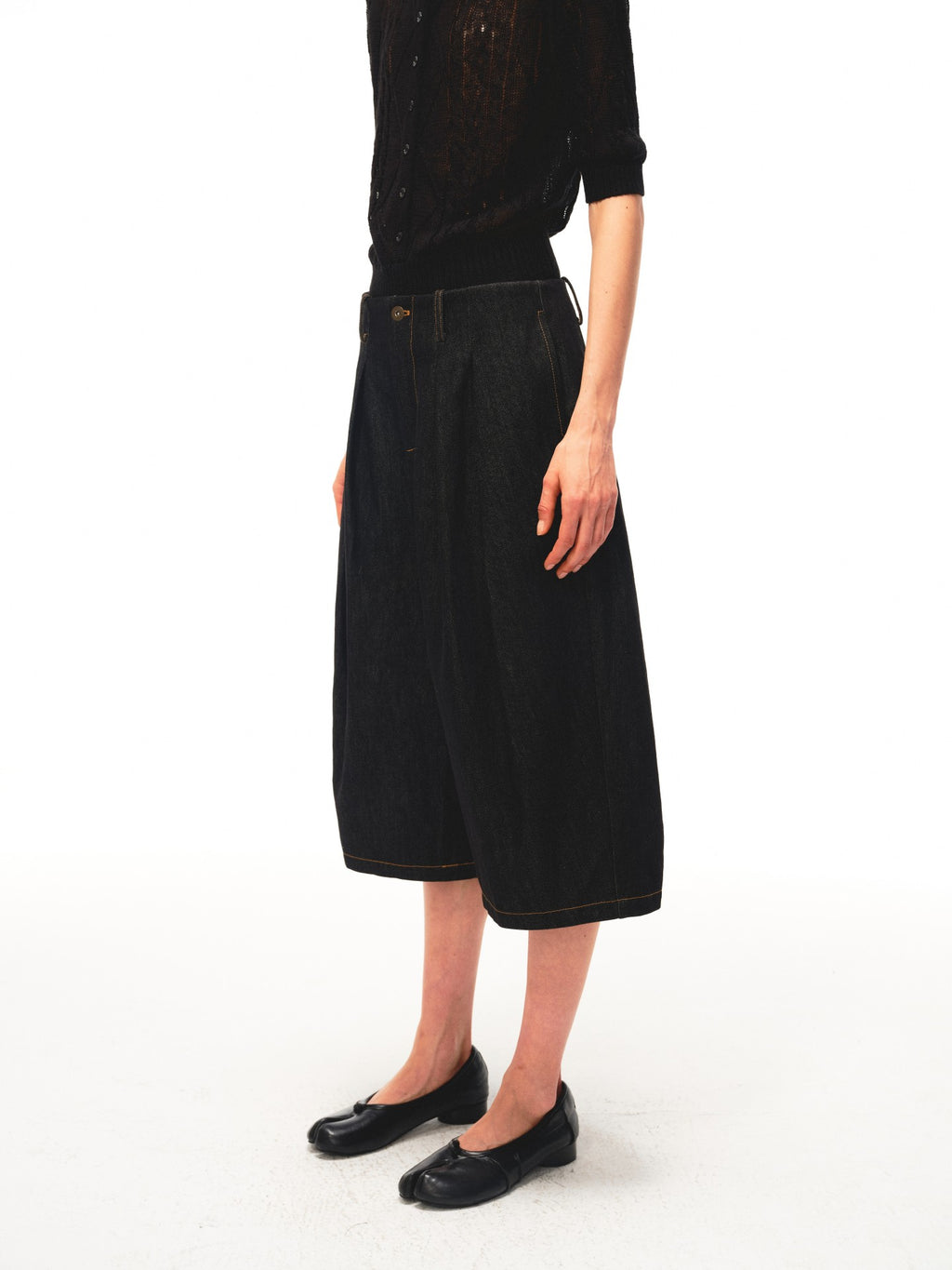 JCAESAR WOMEN Wide‑leg pleated mid‑length denim shorts