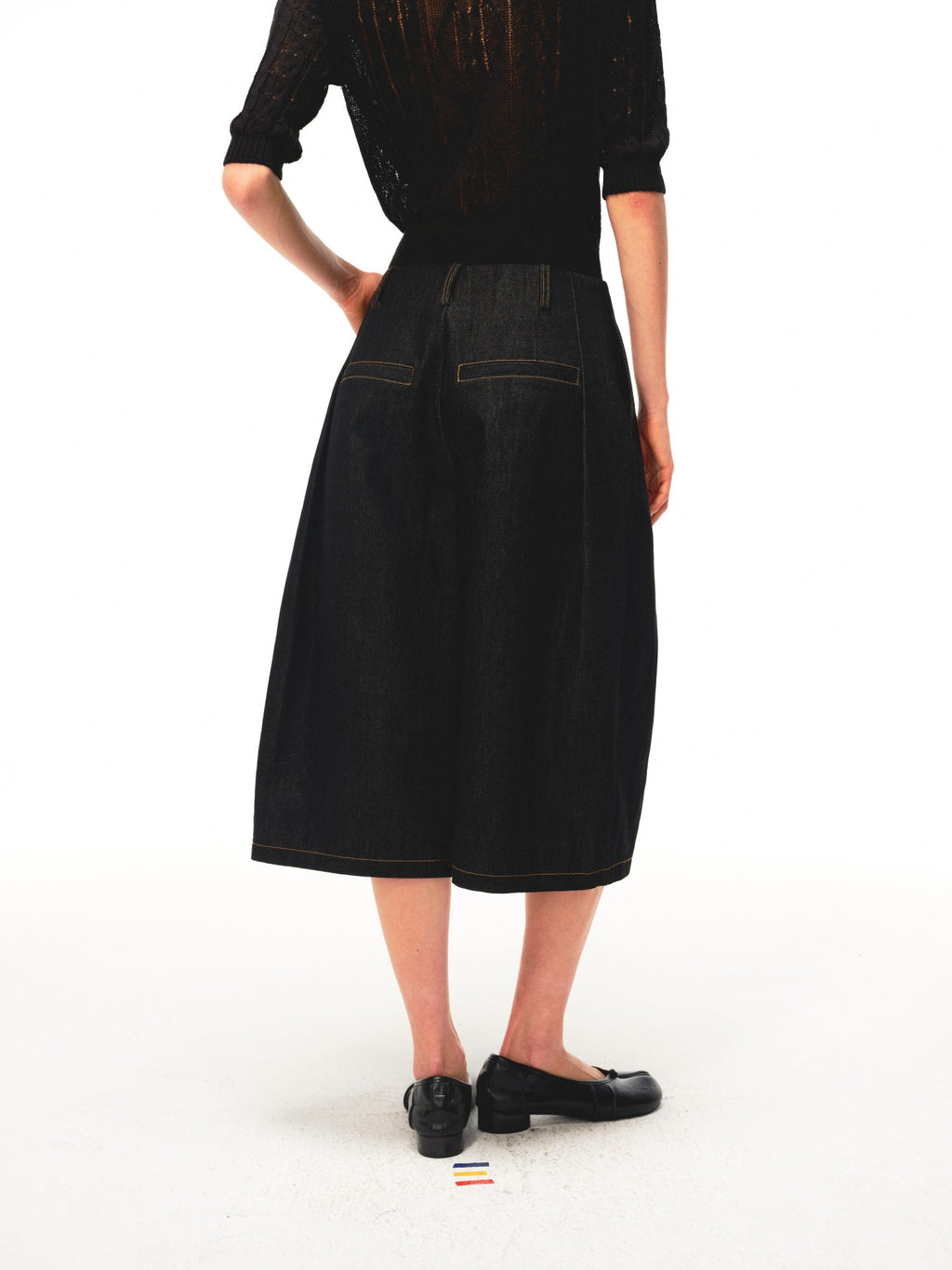 JCAESAR WOMEN Wide‑leg pleated mid‑length denim shorts