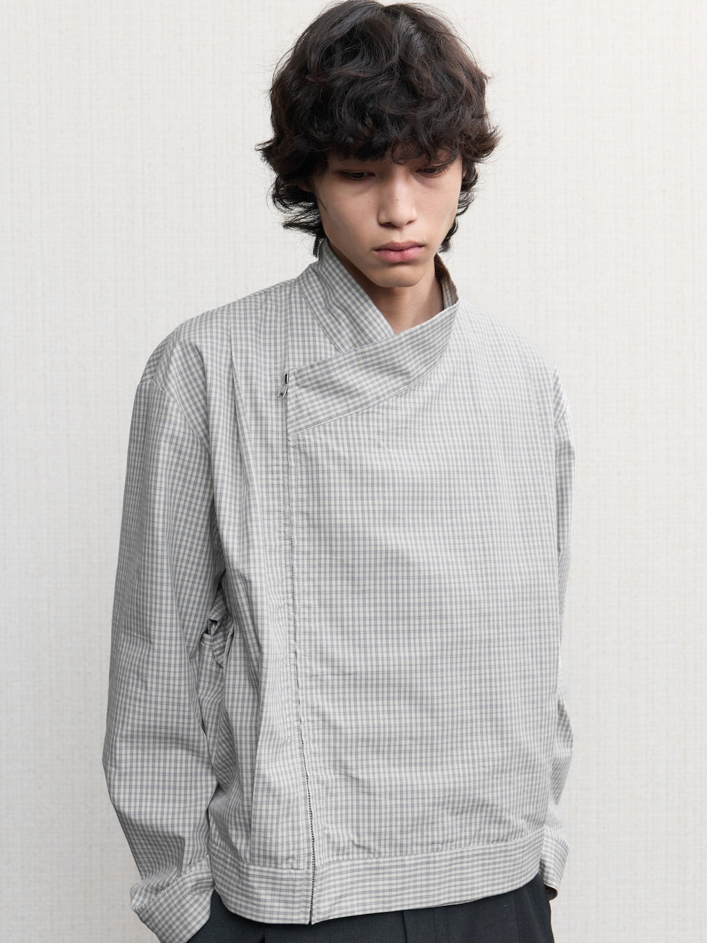 JCAESAR Cross‑collar mesh pleated jacket