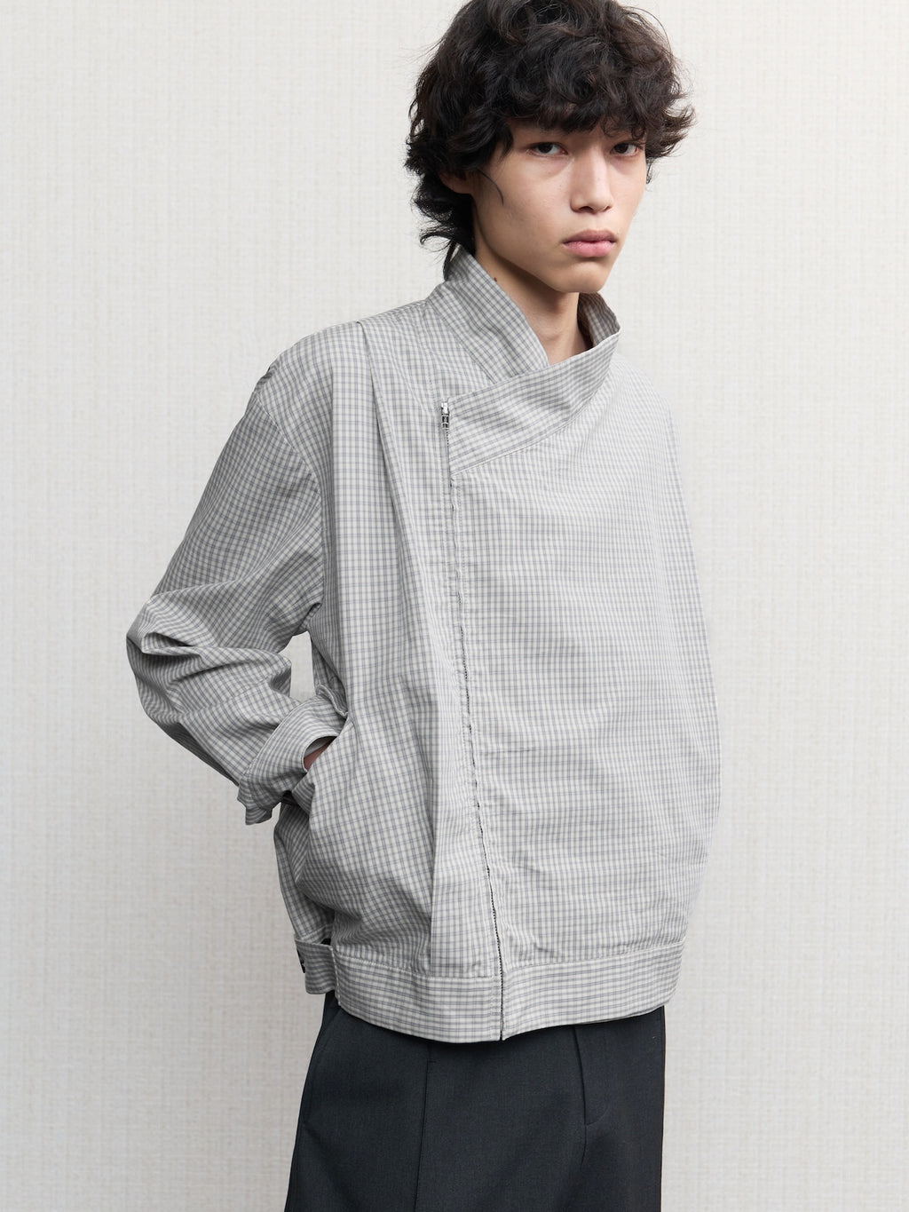 JCAESAR Cross‑collar mesh pleated jacket