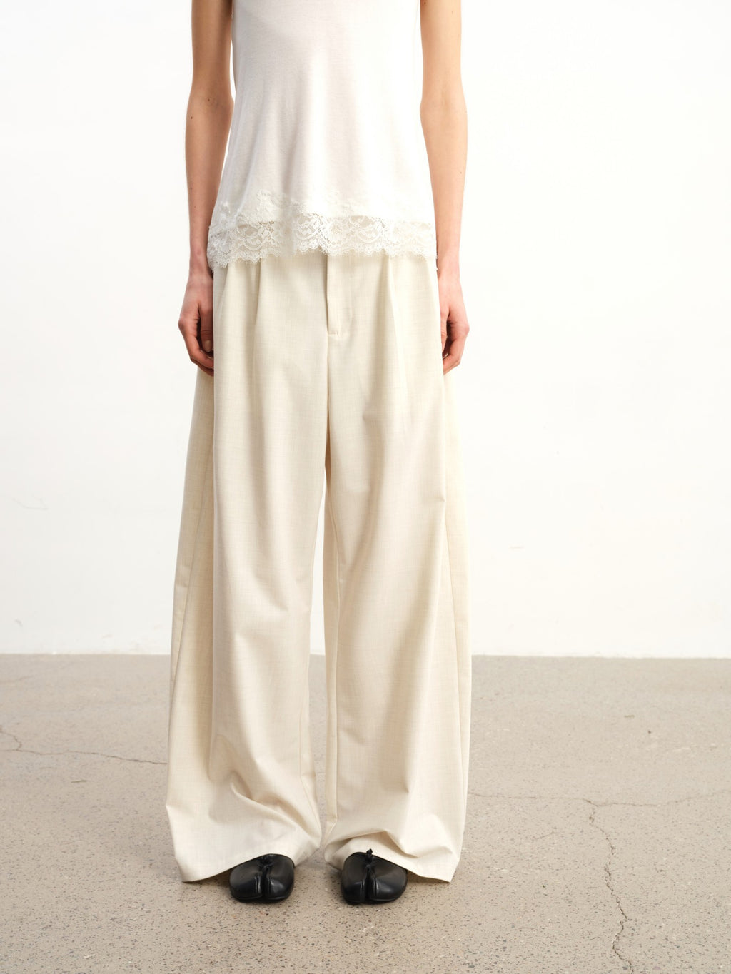 JCAESAR WOMEN Pleated Low‑Crotch Curved‑Blade Pants