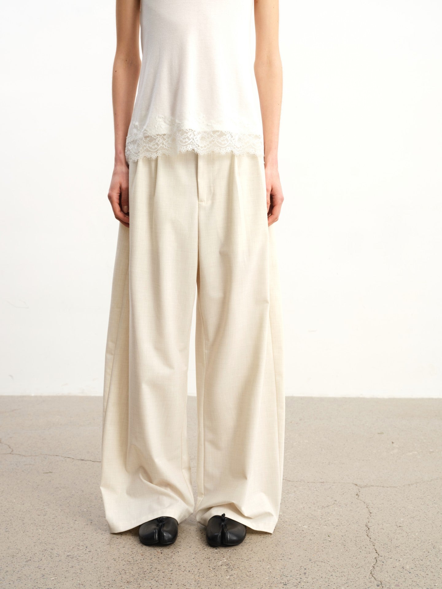 JCAESAR WOMEN Pleated Low‑Crotch Curved‑Blade Pants