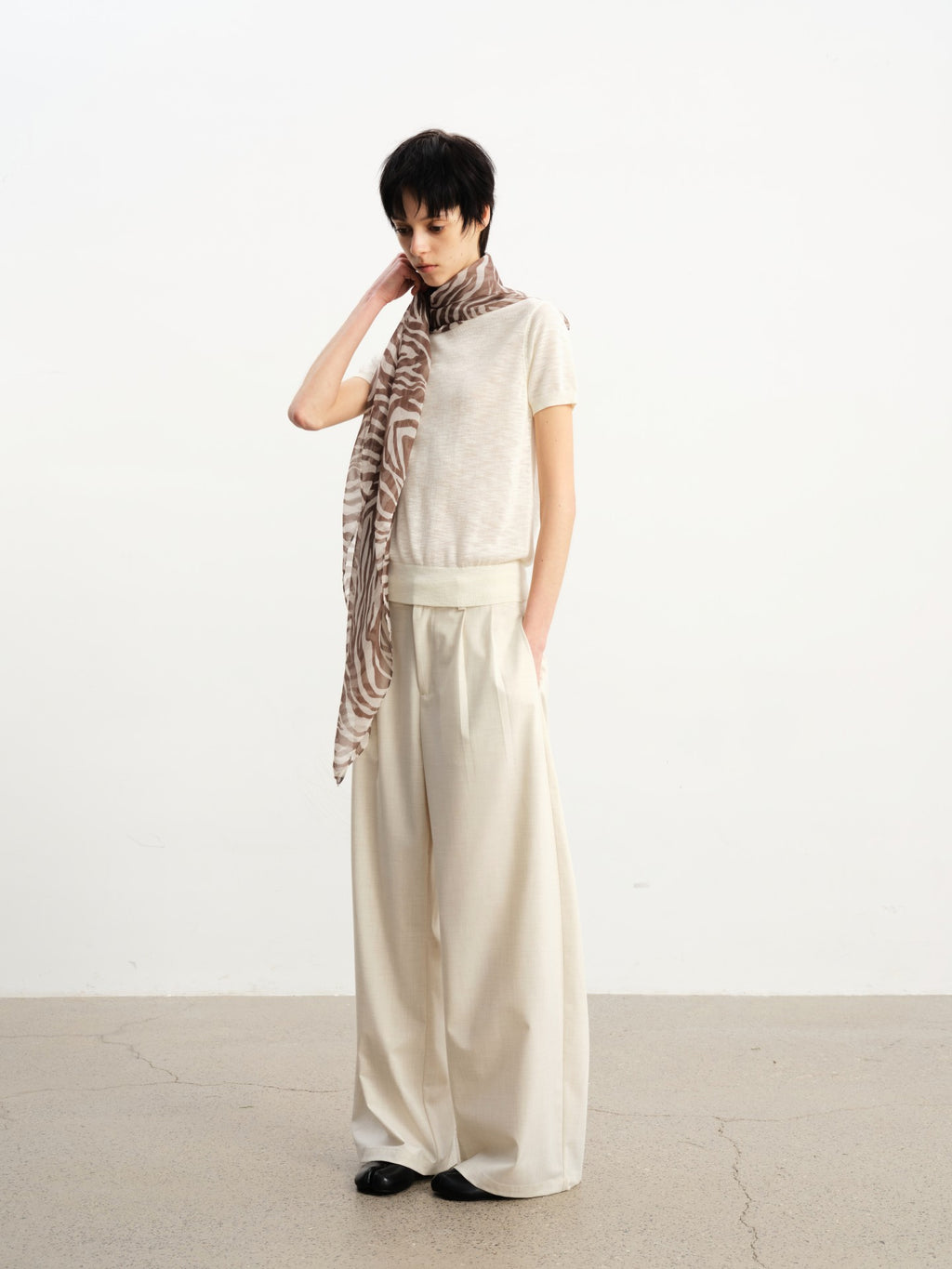 JCAESAR WOMEN Pleated Low‑Crotch Curved‑Blade Pants