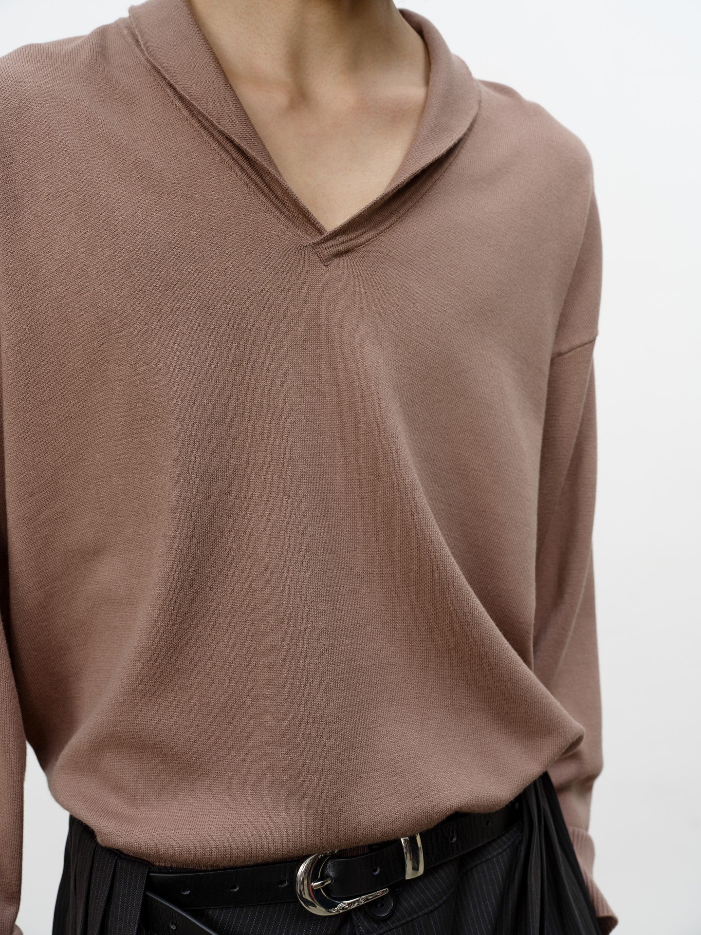 JCAESAR Seagull Collar Sweater - jcaesarclo