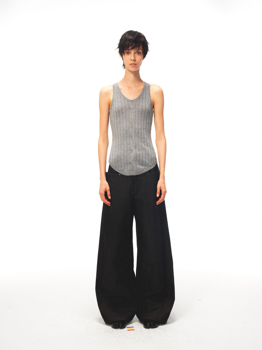 JCAESAR WOMEN Waist‑shaped cable‑knit fitted tank