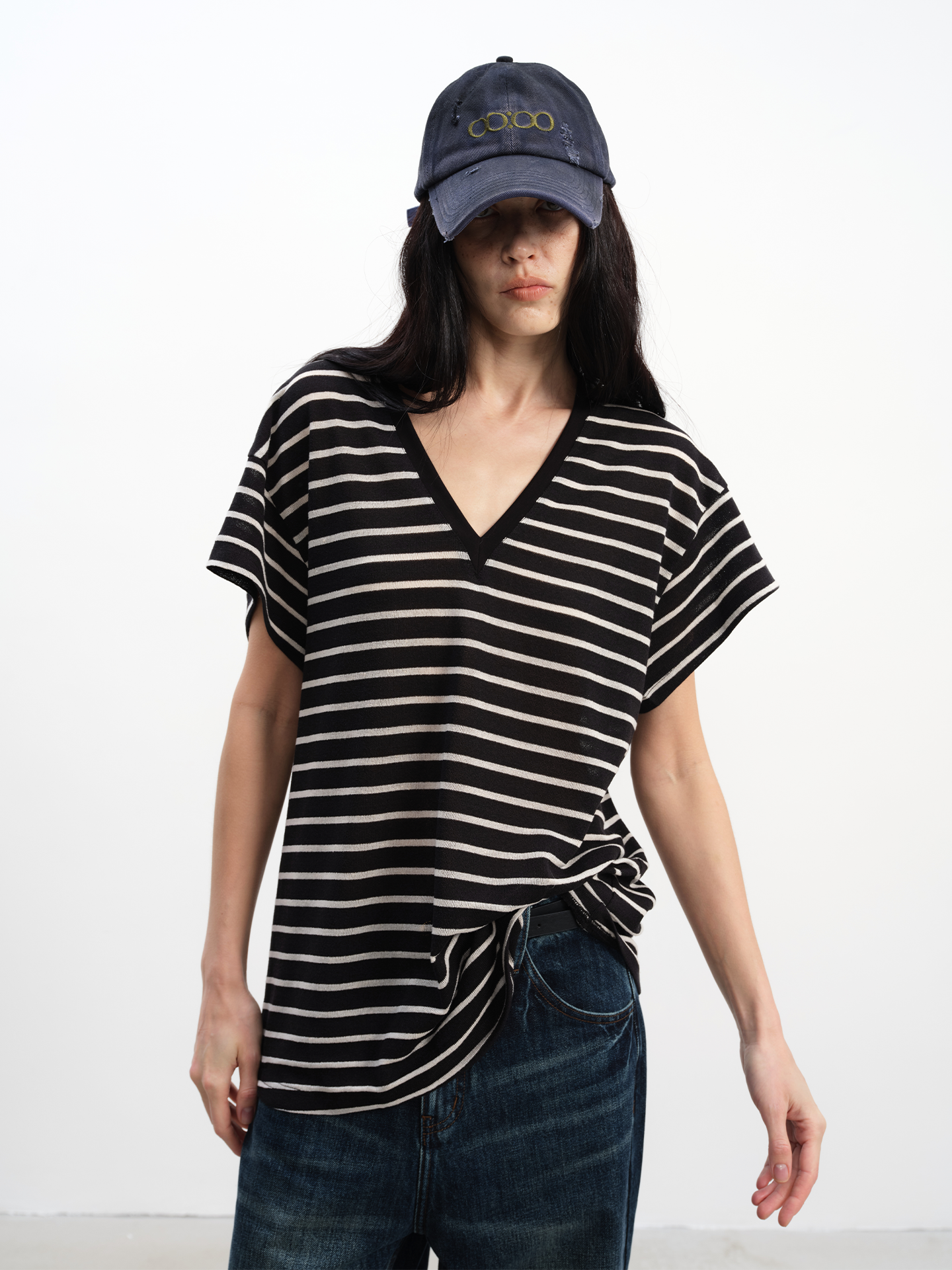 JCAESAR WOMEN Loose-Fit Striped V-Neck Tee
