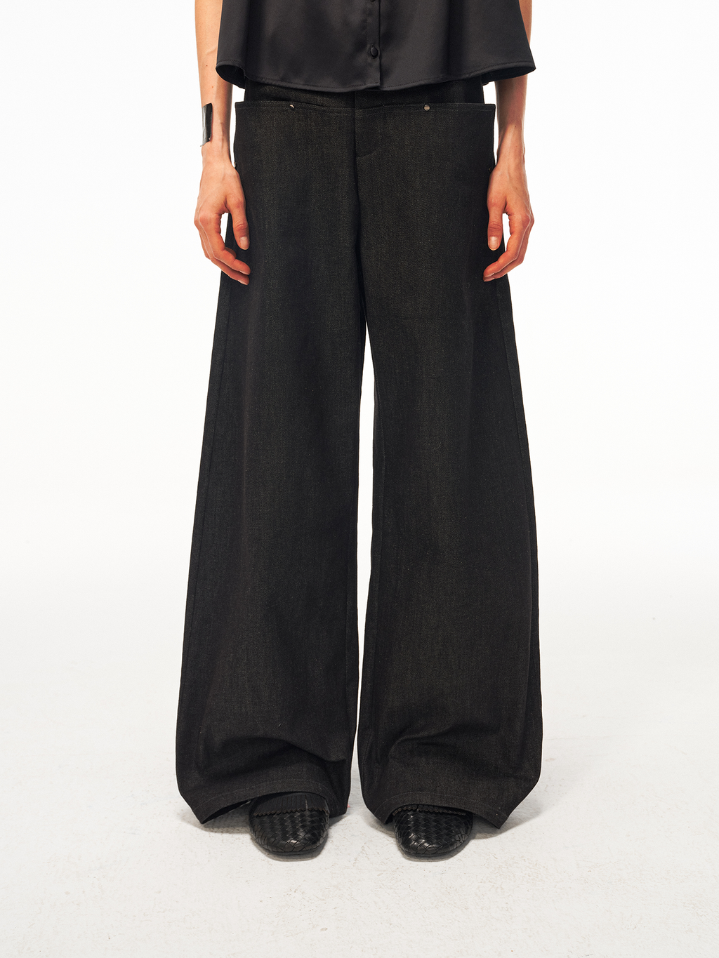 JCAESAR WOMEN Sail‑blade cut denim jeans
