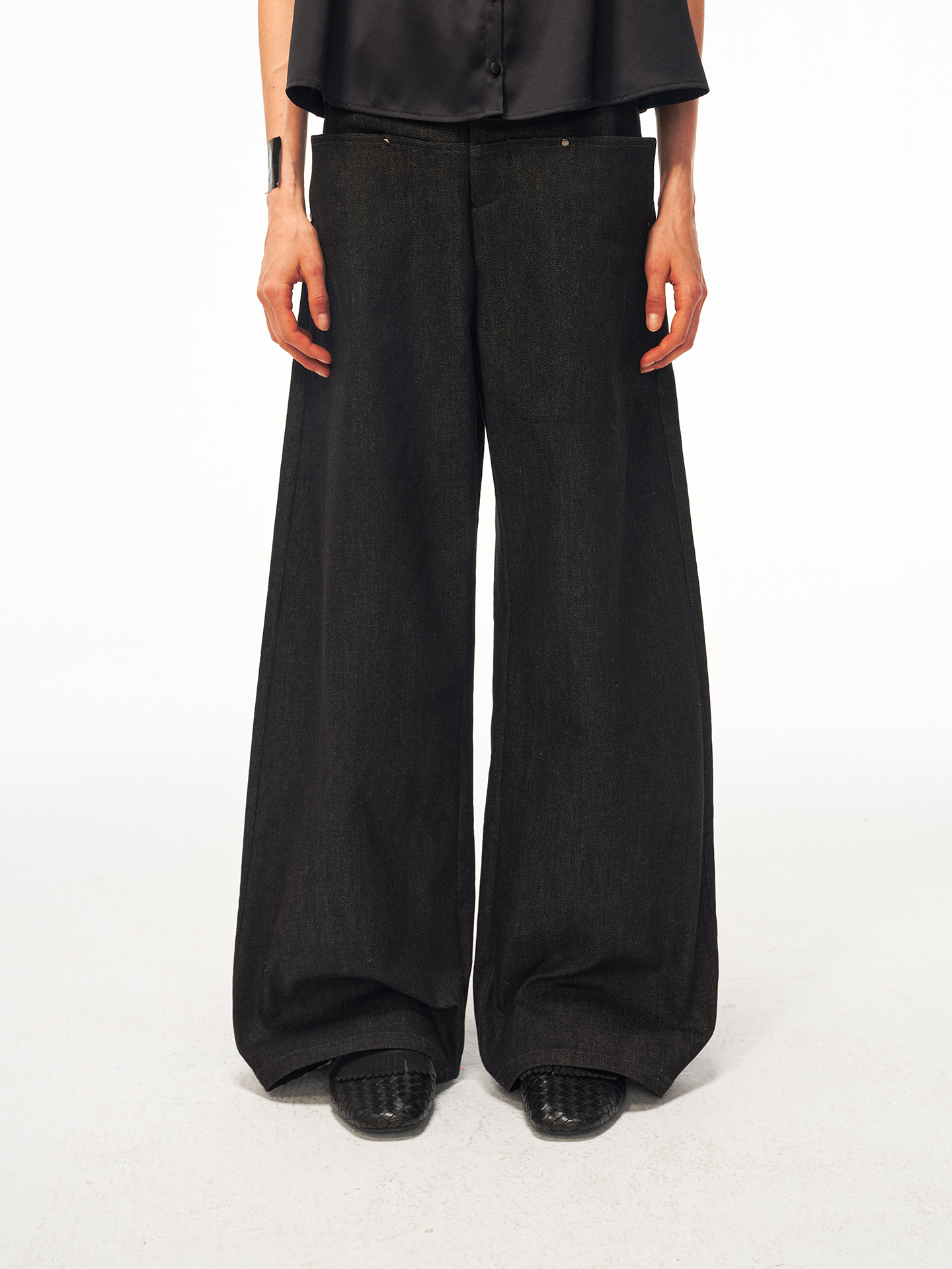 JCAESAR WOMEN Sail‑blade cut denim jeans