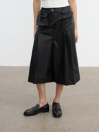 JCAESAR WOMEN Saddle‑pleated body‑hugging leather pants