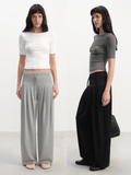 JCAESAR WOMEN Pleated Hip‑Hugging Sweatpants - jcaesarclo