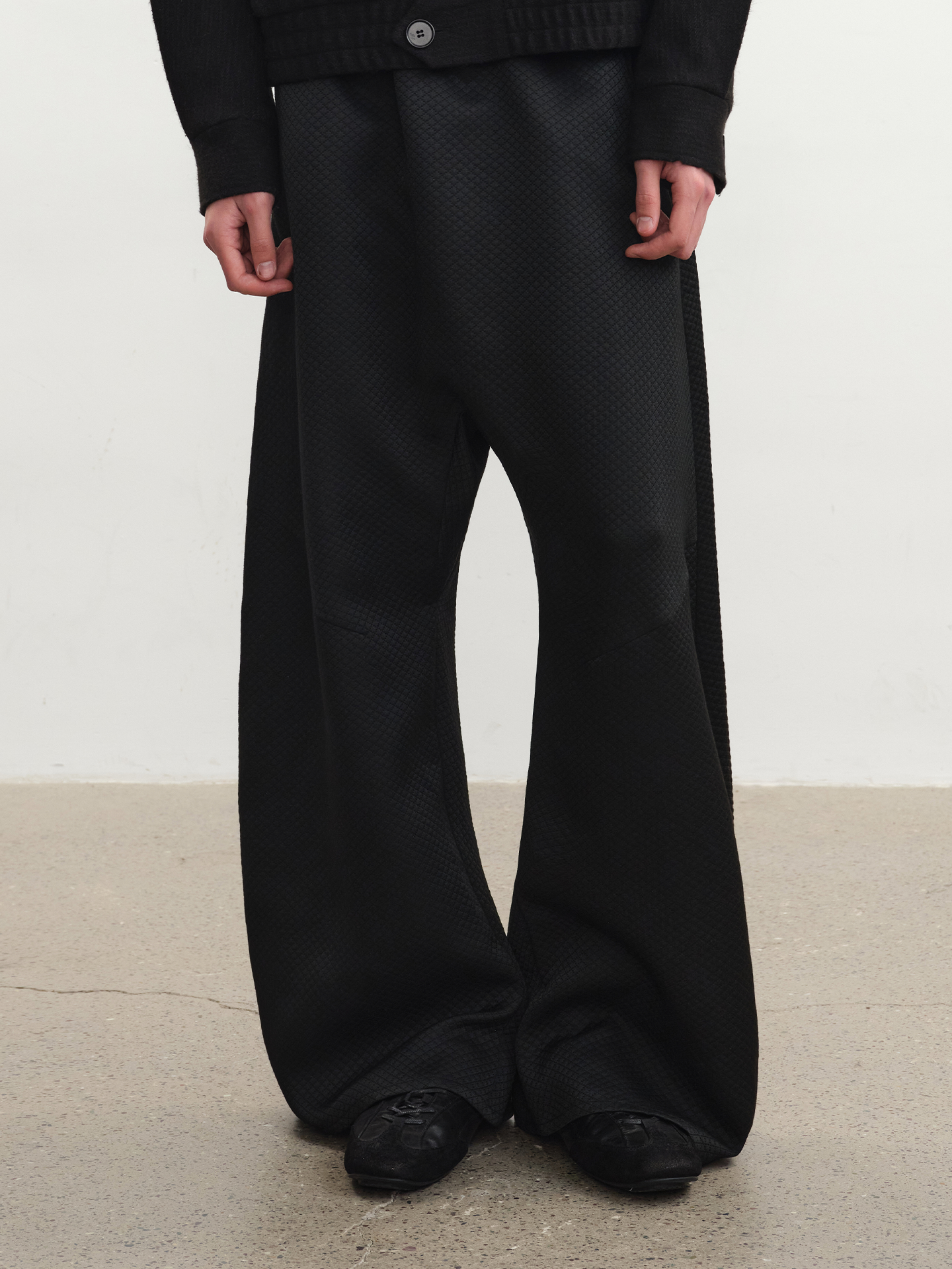 JCAESAR Low‑Crotch Quilted Trousers - jcaesarclo