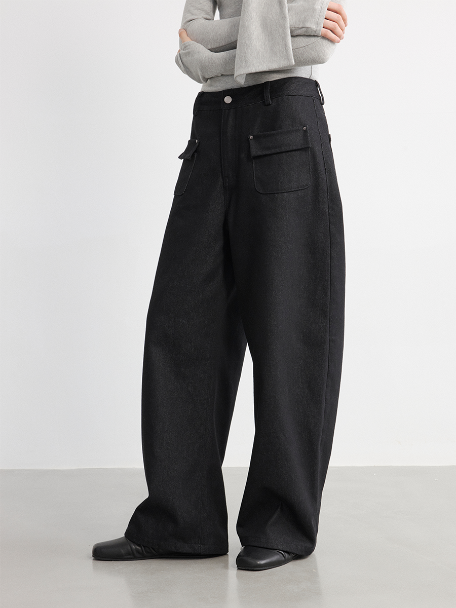 JCAESAR WOMEN Black Jeans With A Front Flap And A Curved Knife Brushed Finish - jcaesarclo