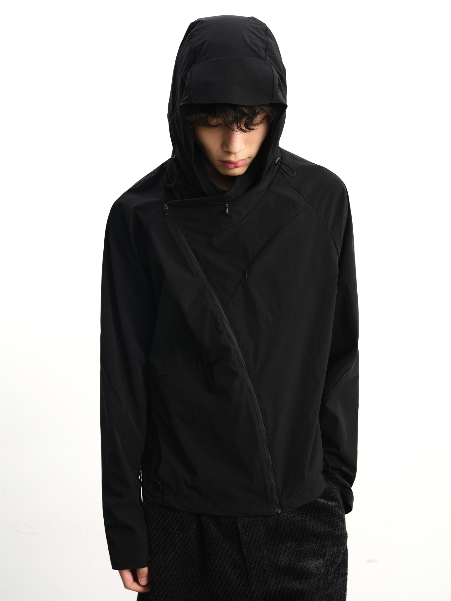 JCAEASAR Cross-neck packable hooded sun-protection jacket