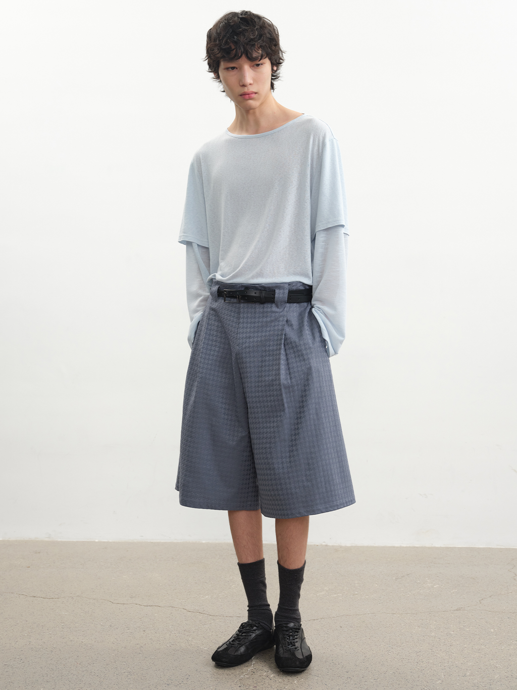 JCAESAR Houndstooth Pleated Cropped Pants - jcaesarclo