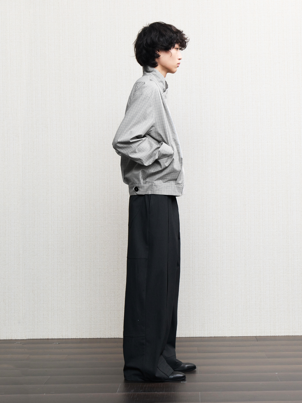 JCAESAR Cross‑collar mesh pleated jacket