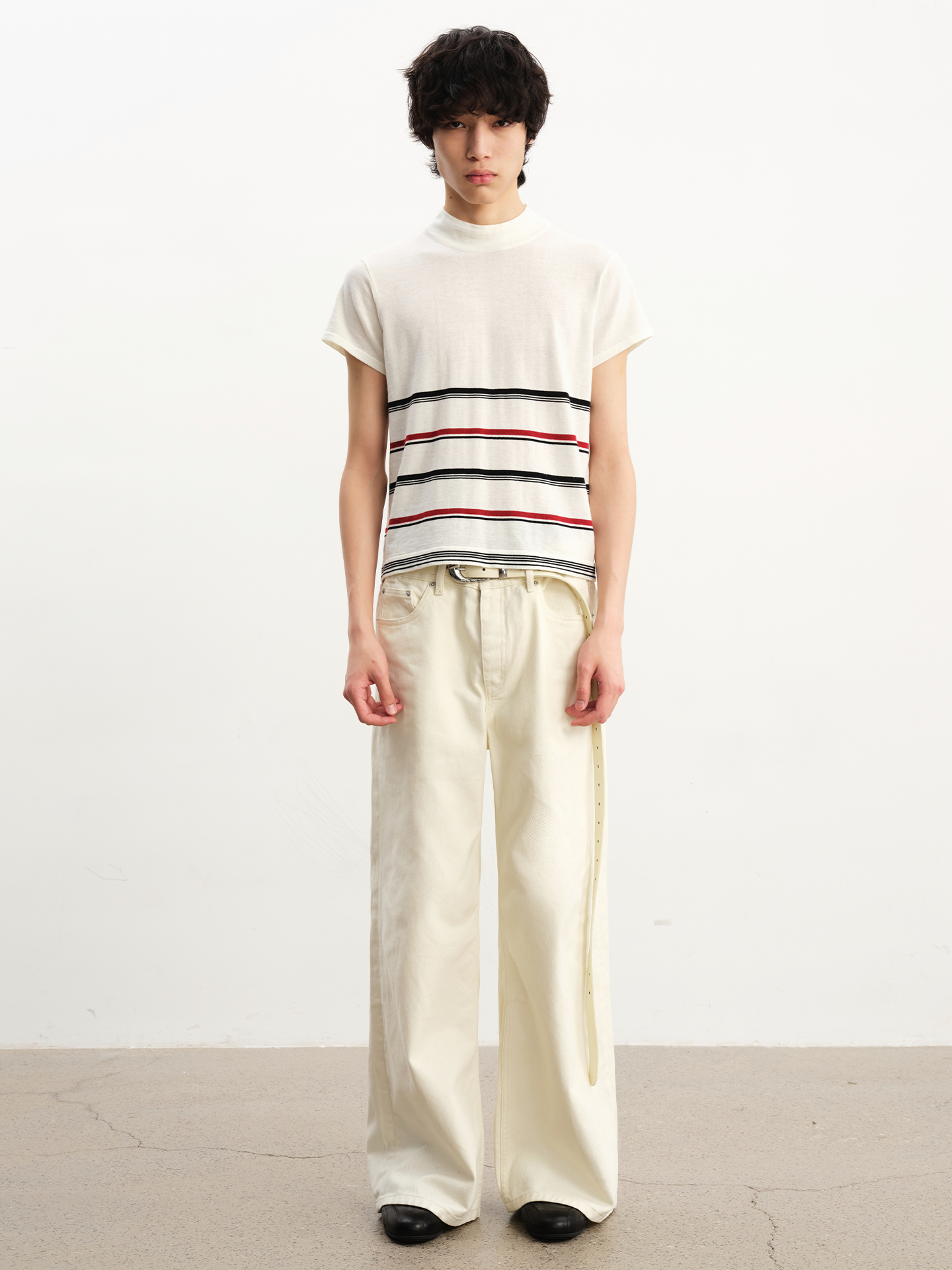 JCAEASAR Off-white straight-leg jeans