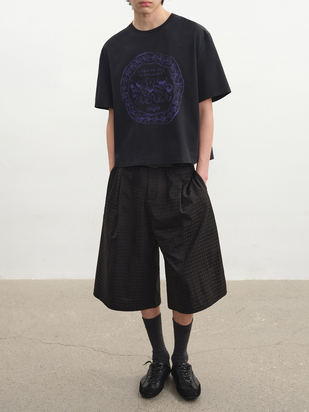JCAESAR Rabbit‑Print Short‑Sleeve Tee - jcaesarclo