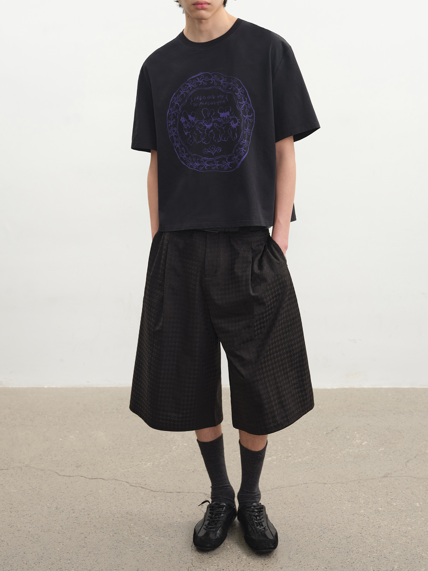 JCAESAR Rabbit‑Print Short‑Sleeve Tee - jcaesarclo