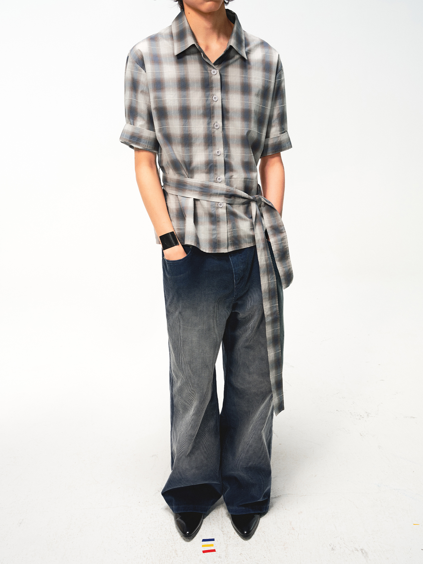 JCAESAR Washed corduroy pants with distressed finish in smog grey