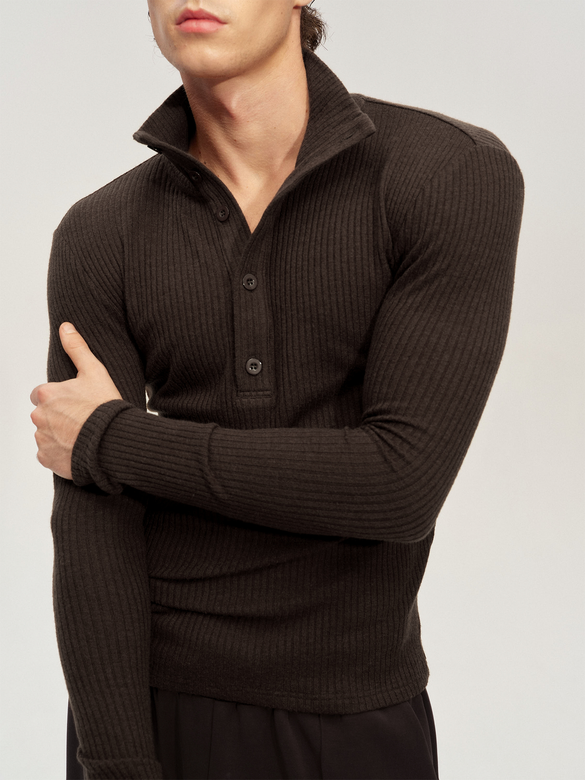 JCAESAR Slim-Fit Ribbed Turtleneck Base Layer with Buttons