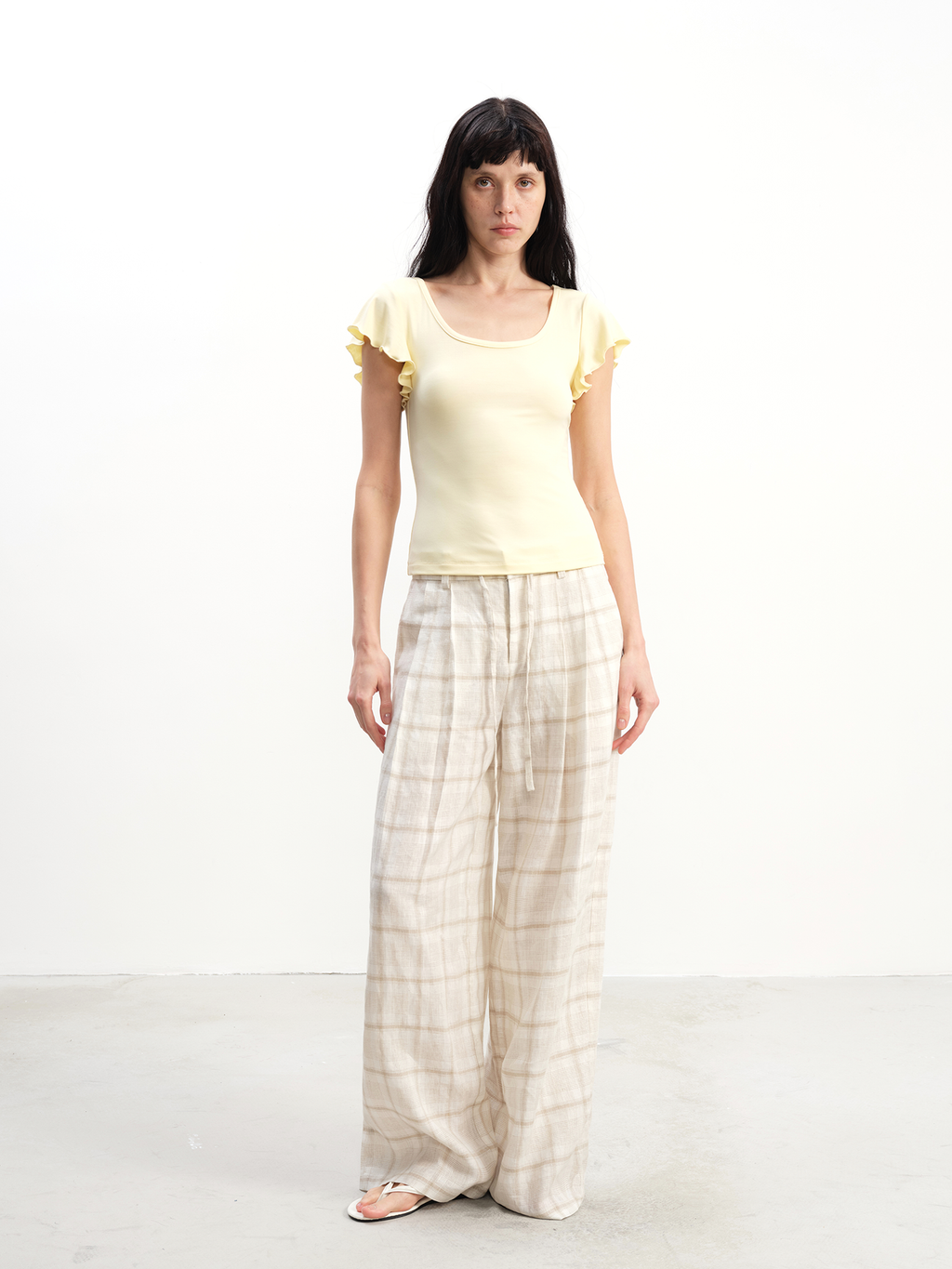 JCAESAR WOMEN Linen Pleated Check Trousers - jcaesarclo