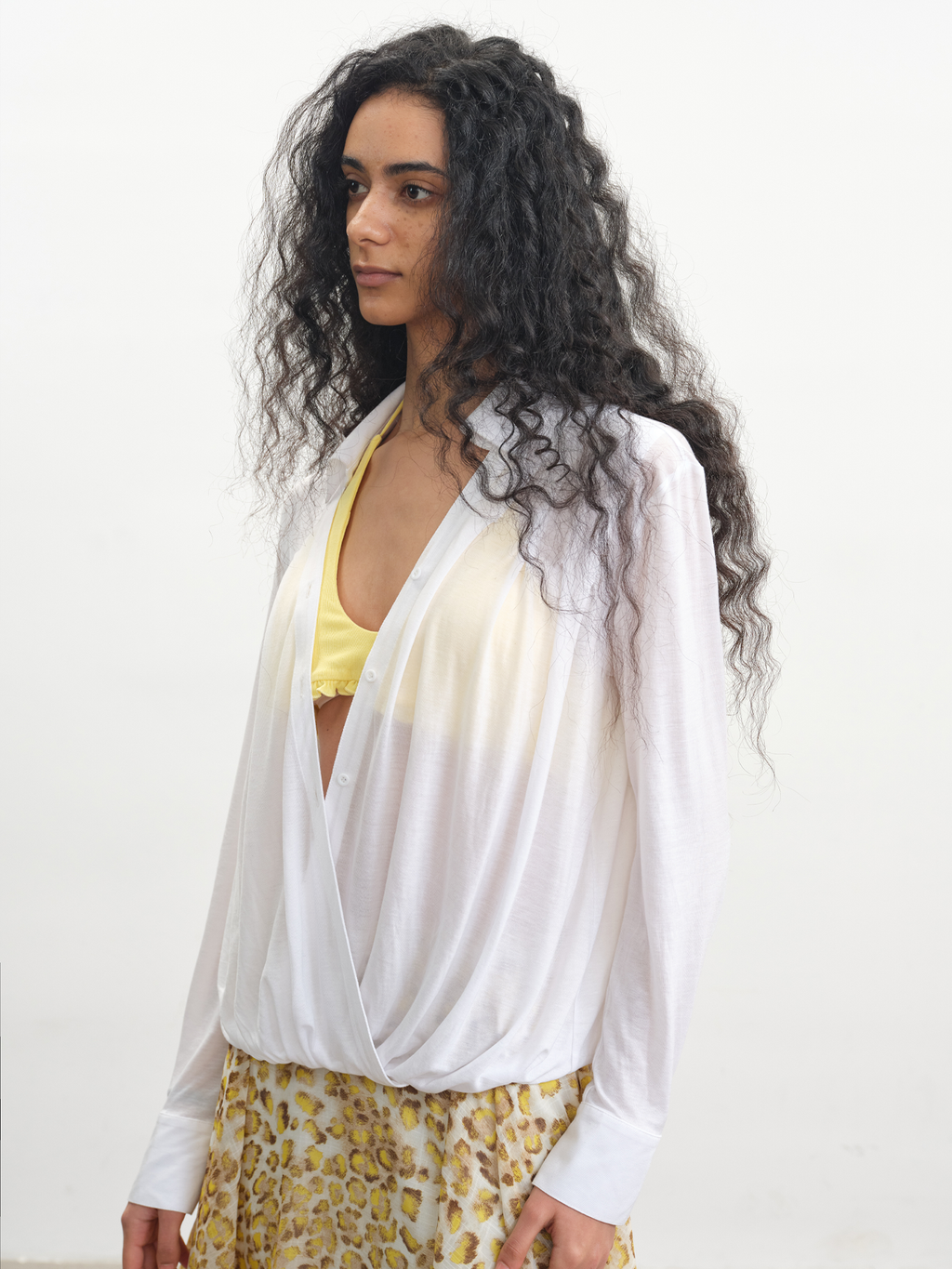 JCAESAR WOMEN Cross‑Neck Blouse - jcaesarclo
