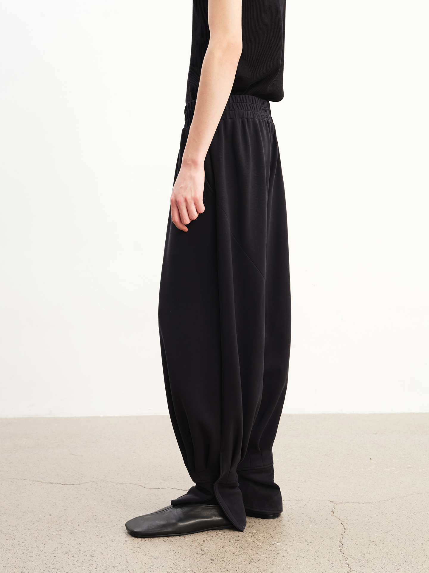 JCAESAR Tencel Jogger Pants with Velcro Tabs and Pleated Details