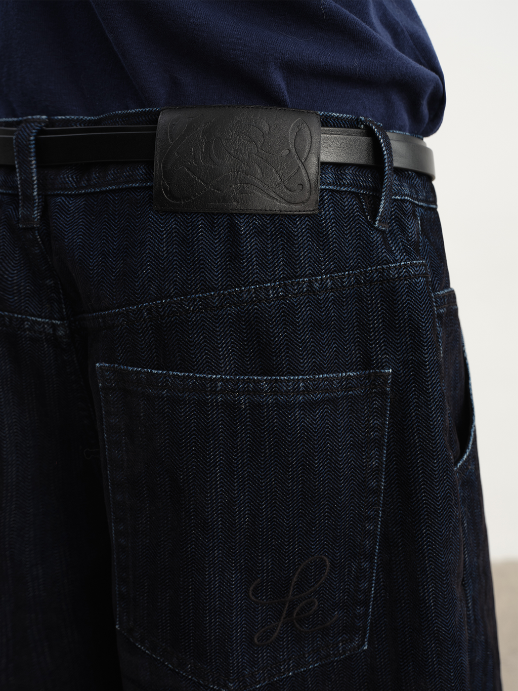 JCAEASAR Distressed herringbone corduroy cropped pants