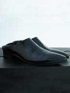 JCAESAR Split‑edge cowhide pointed‑toe black mirror mules