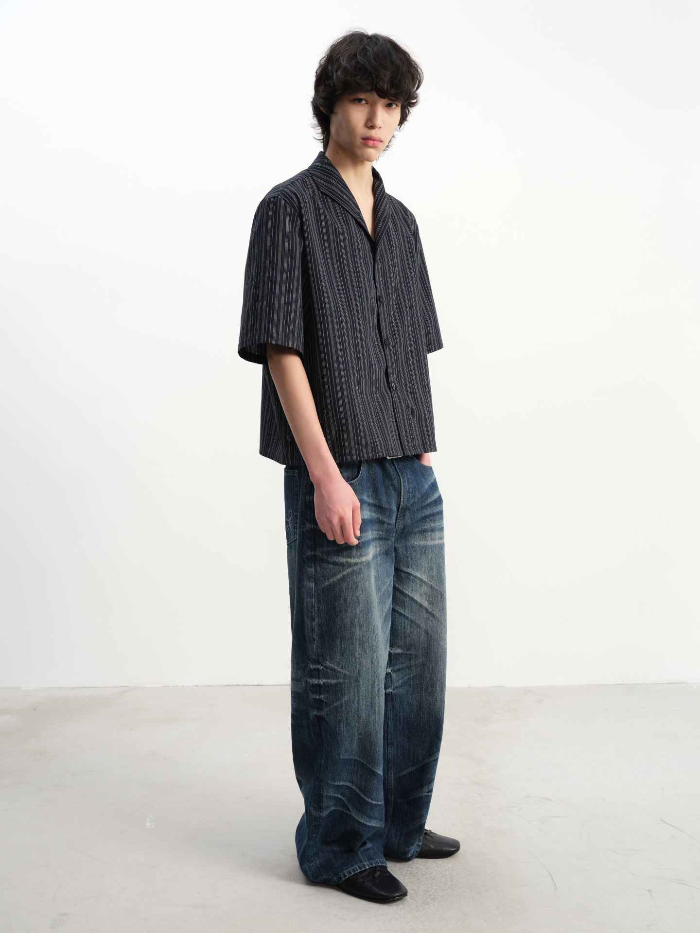 JCAESAR Pleated Washed Whisker Slub Denim