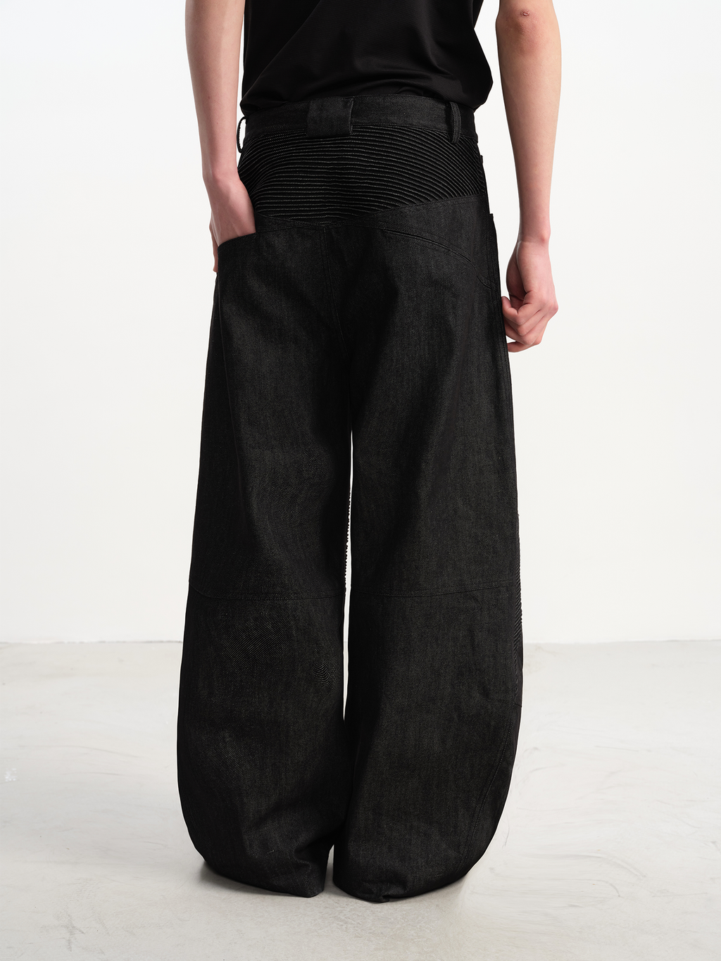 JCAESAR Raw Denim Wide-Leg Biker Pants - jcaesarclo