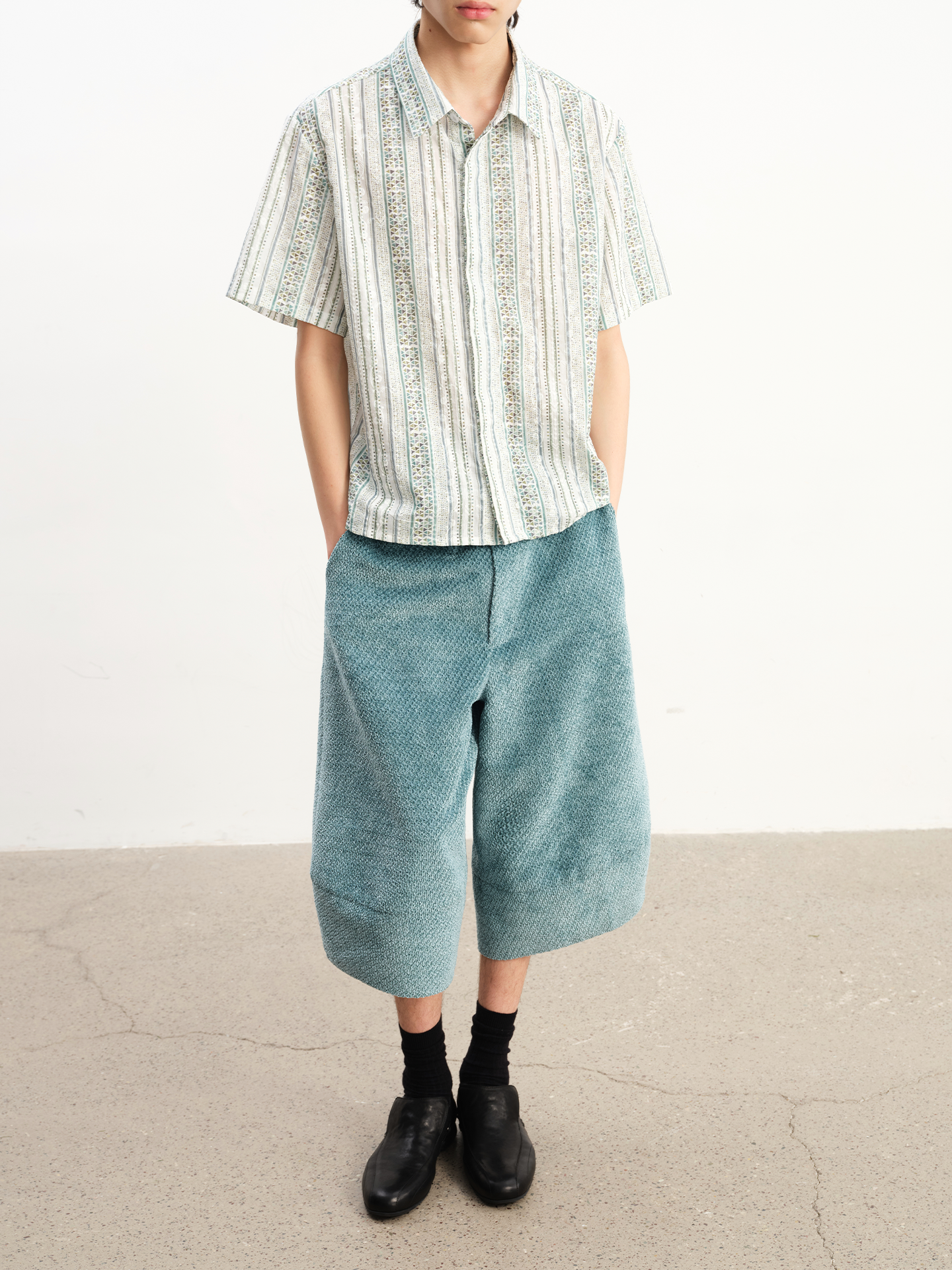 JCAEASAR Island-inspired window lattice resort shirt