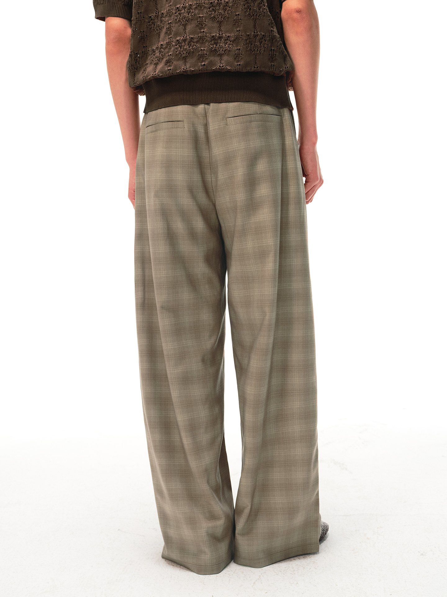 JCAESAR Checkered drawstring trousers with subtle grid pattern