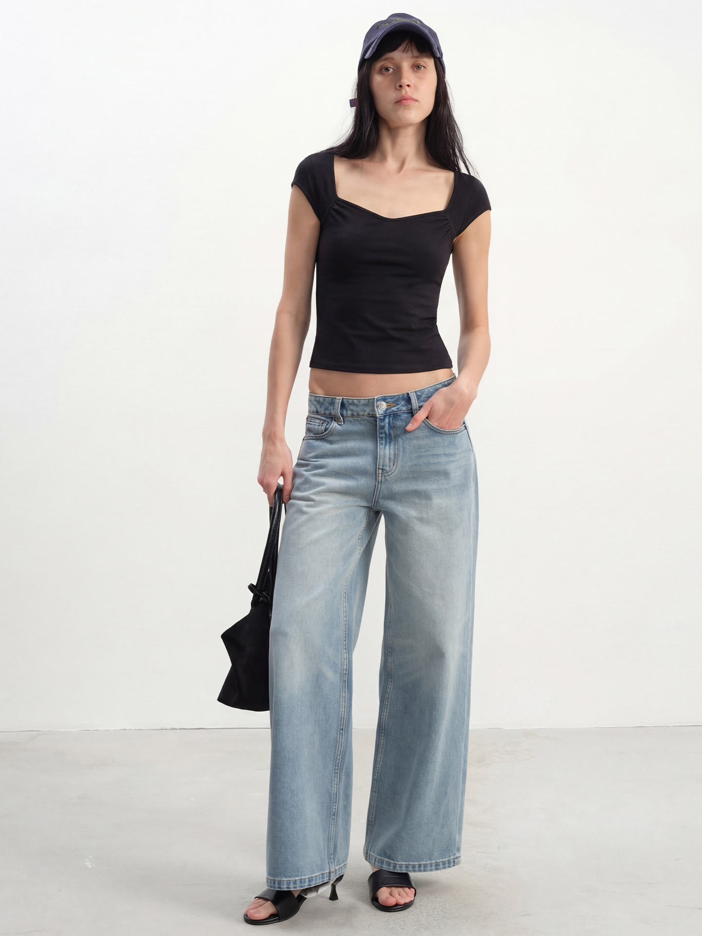 JCAESAR WOMEN  Ruched Crew‑Neck Tee - jcaesarclo