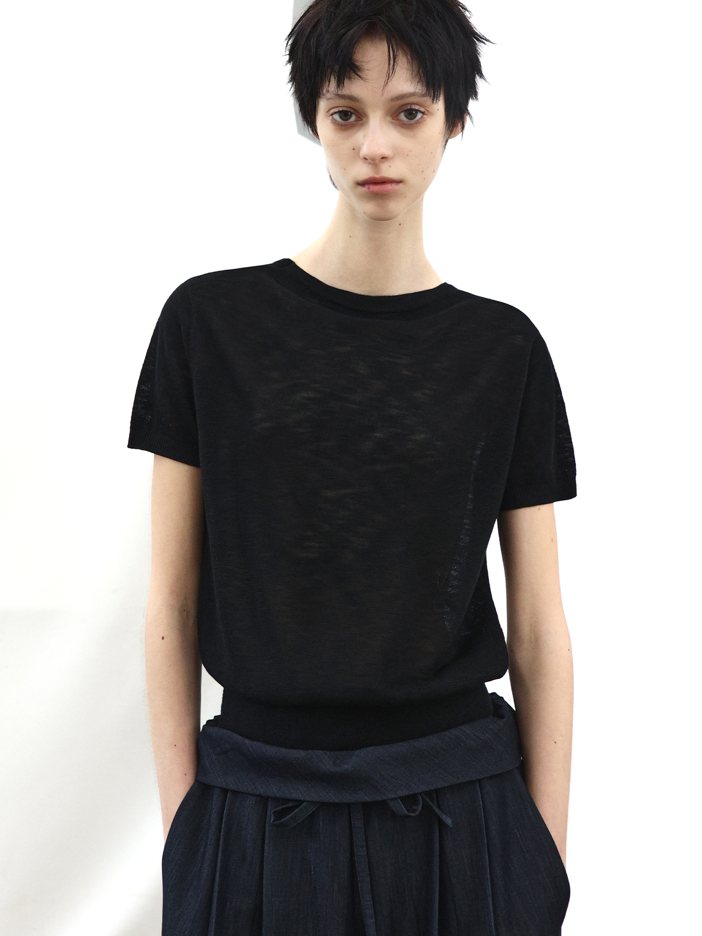 JCAESAR WOMEN Slub-textured semi-sheer regular-shoulder tee