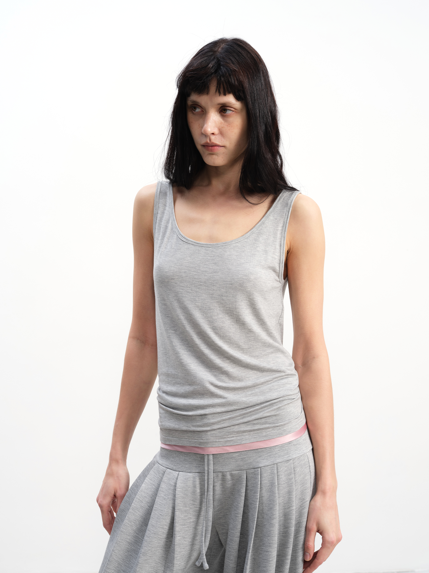 JCAESAR WOMEN Color-Blocked Ruched Tank Top - jcaesarclo