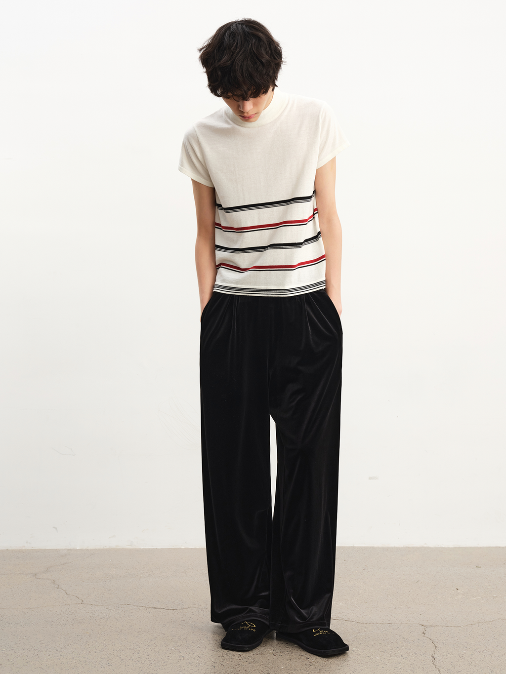 JCAEASAR Black-and-red striped turtleneck knit tee