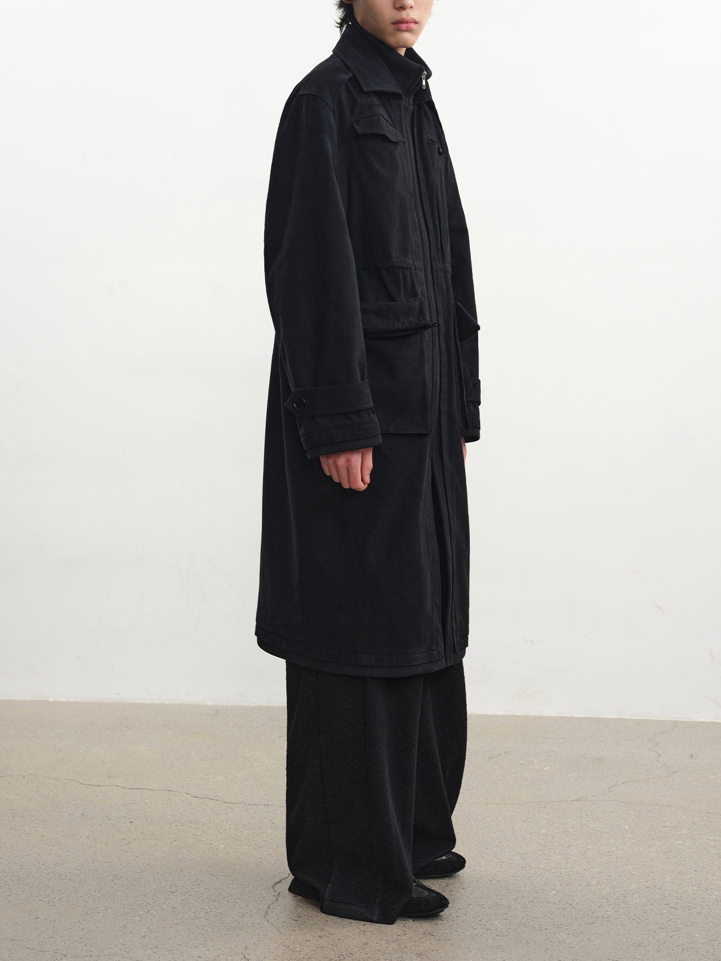 JCAESAR Multi‑Pocket Trench Coat with Ribbed Panels - jcaesarclo