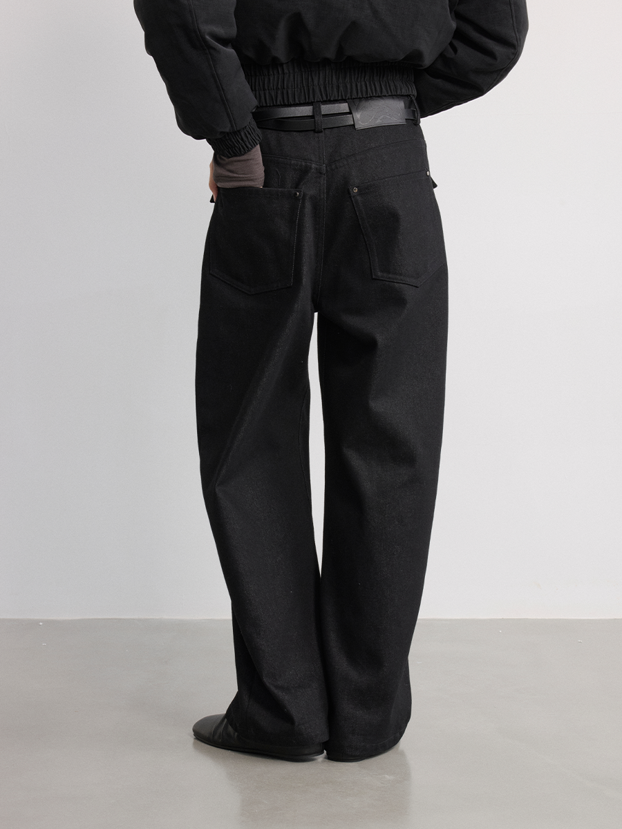 JCAESAR WOMEN Black Jeans With A Front Flap And A Curved Knife Brushed Finish - jcaesarclo