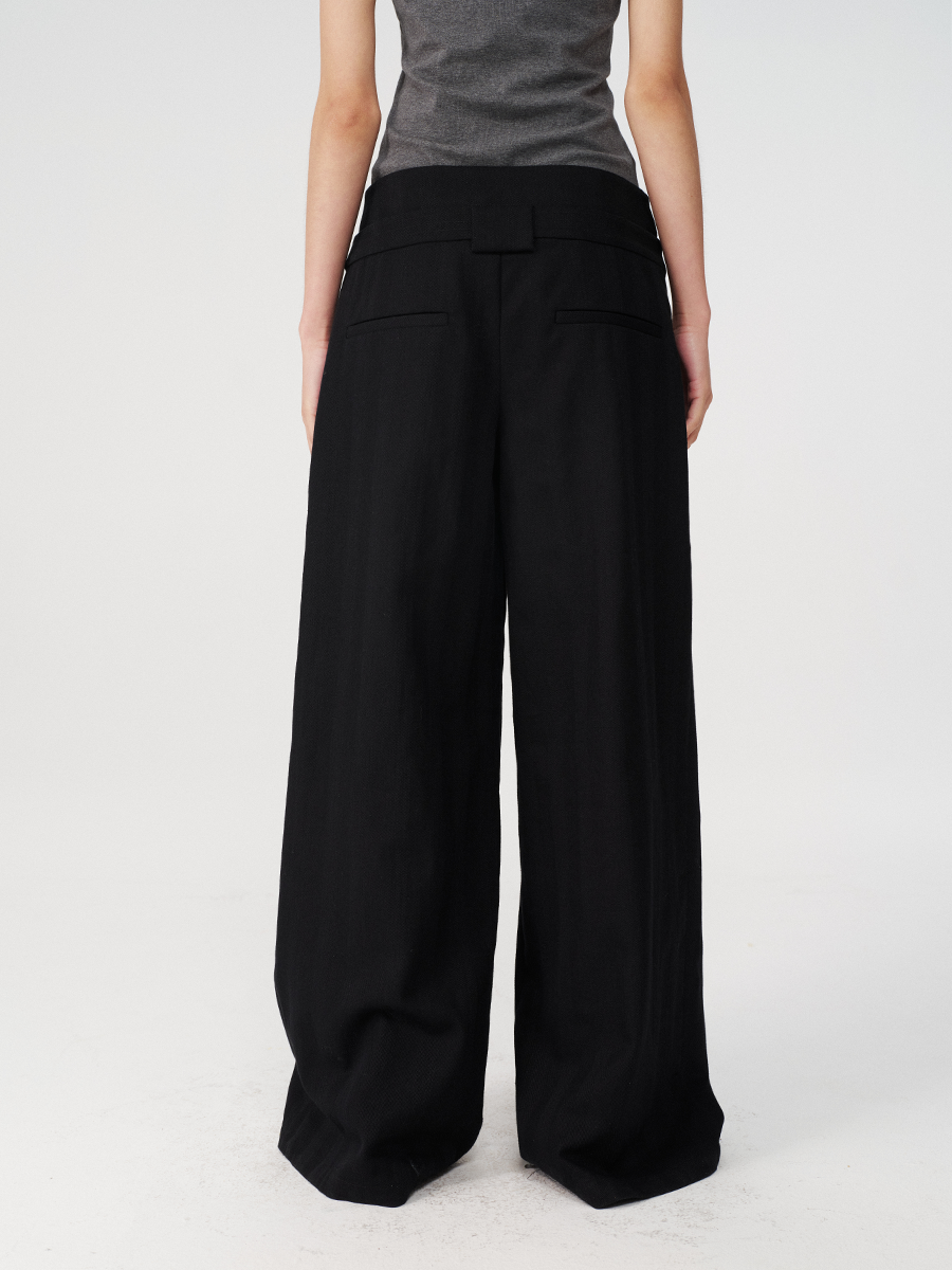 JCAESAR WOMEN Double Waistband Pleated Trousers with Front Slash Pockets