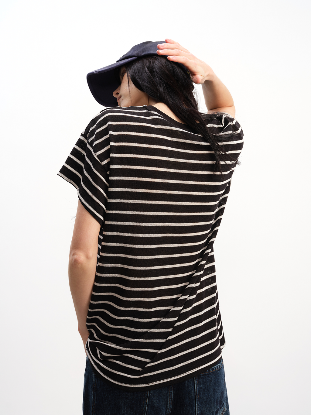 JCAESAR WOMEN Loose-Fit Striped V-Neck Tee - jcaesarclo