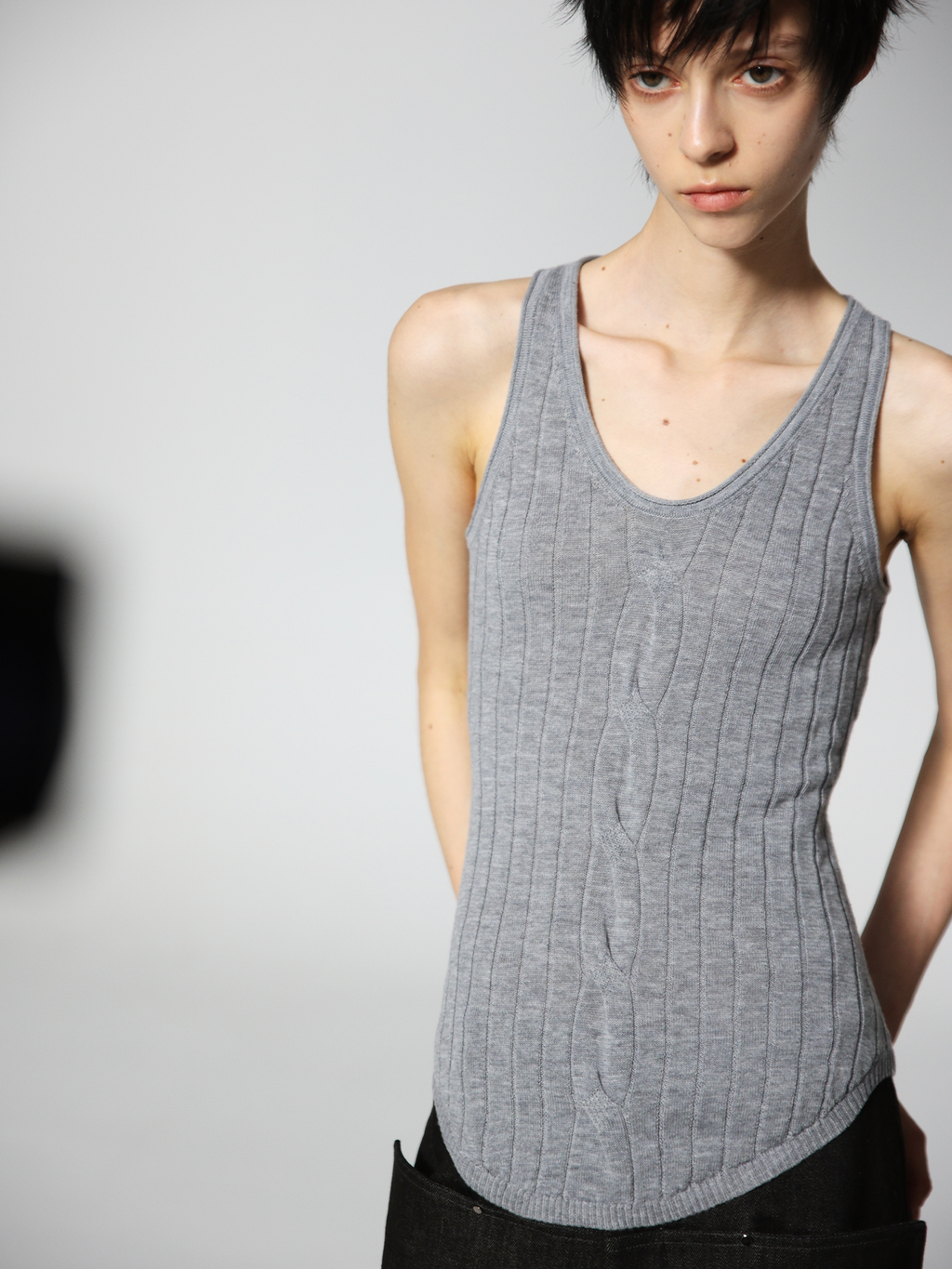 JCAESAR WOMEN Waist‑shaped cable‑knit fitted tank