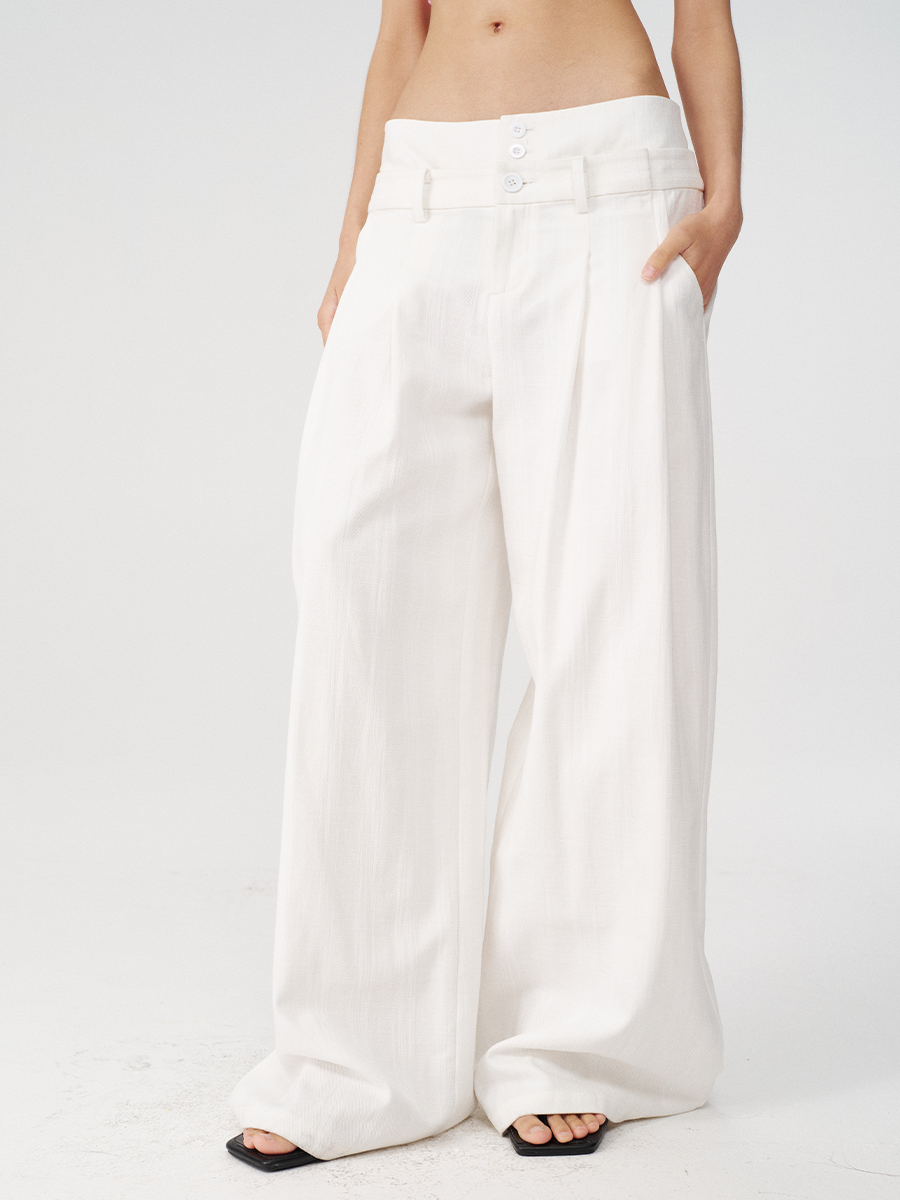 JCAESAR WOMEN Double Waistband Pleated Trousers with Front Slash Pockets