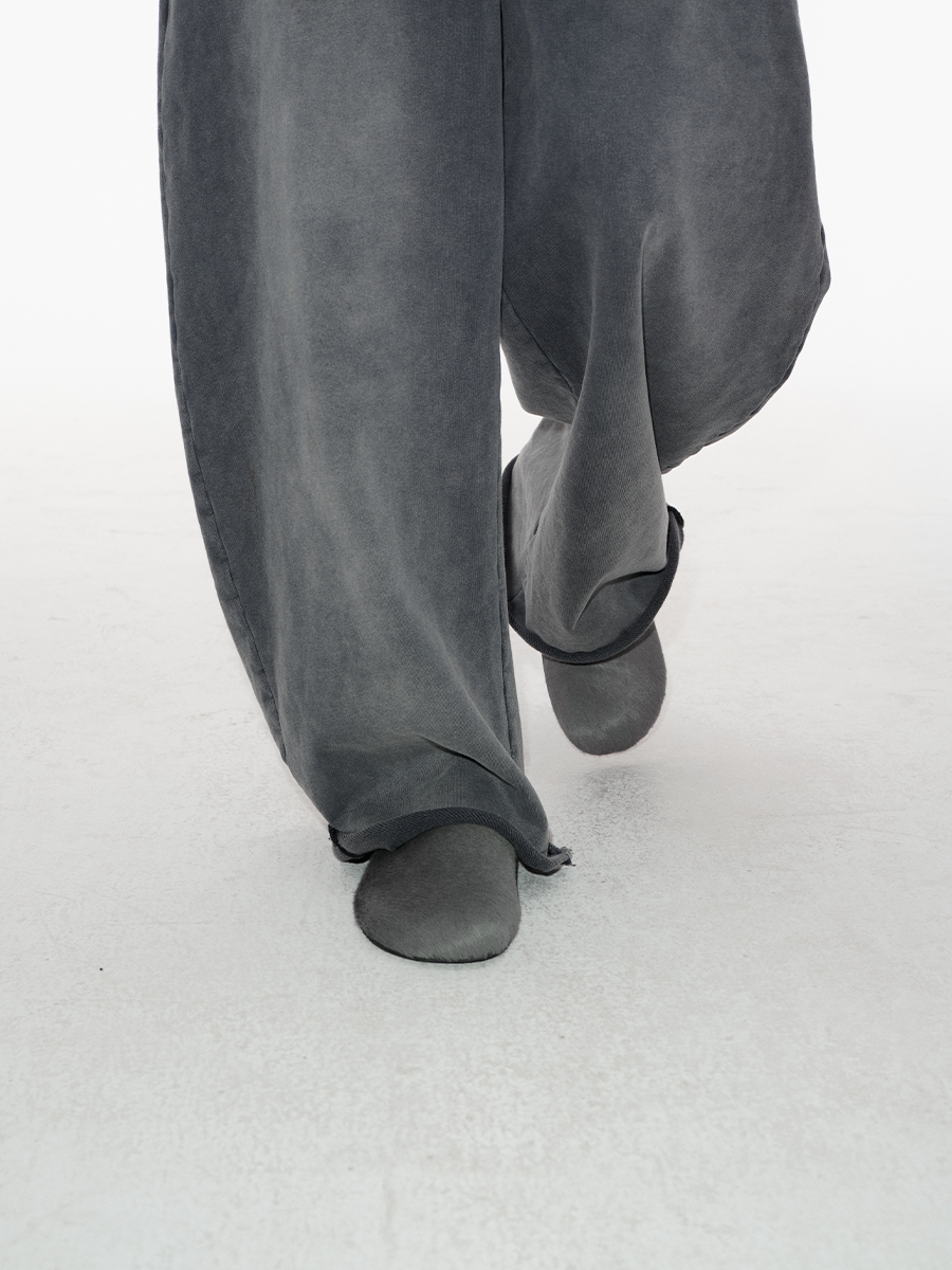 JCAESAR Black Pony Hair Mules - jcaesarclo