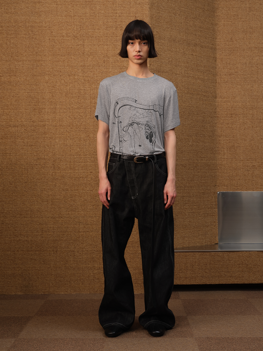Jcaesar Held Tee T-Shirt - jcaesarclo