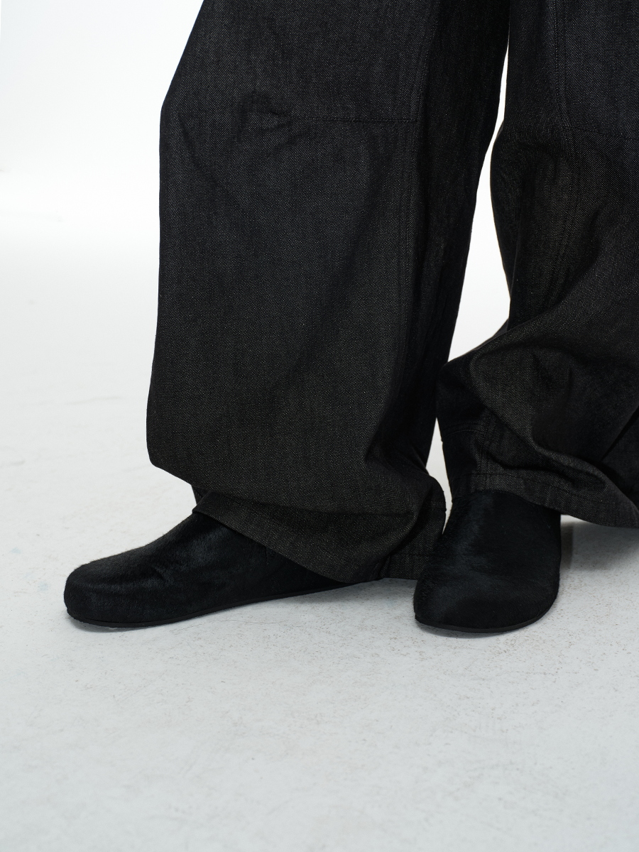 JCAESAR Black Pony Hair Mules - jcaesarclo