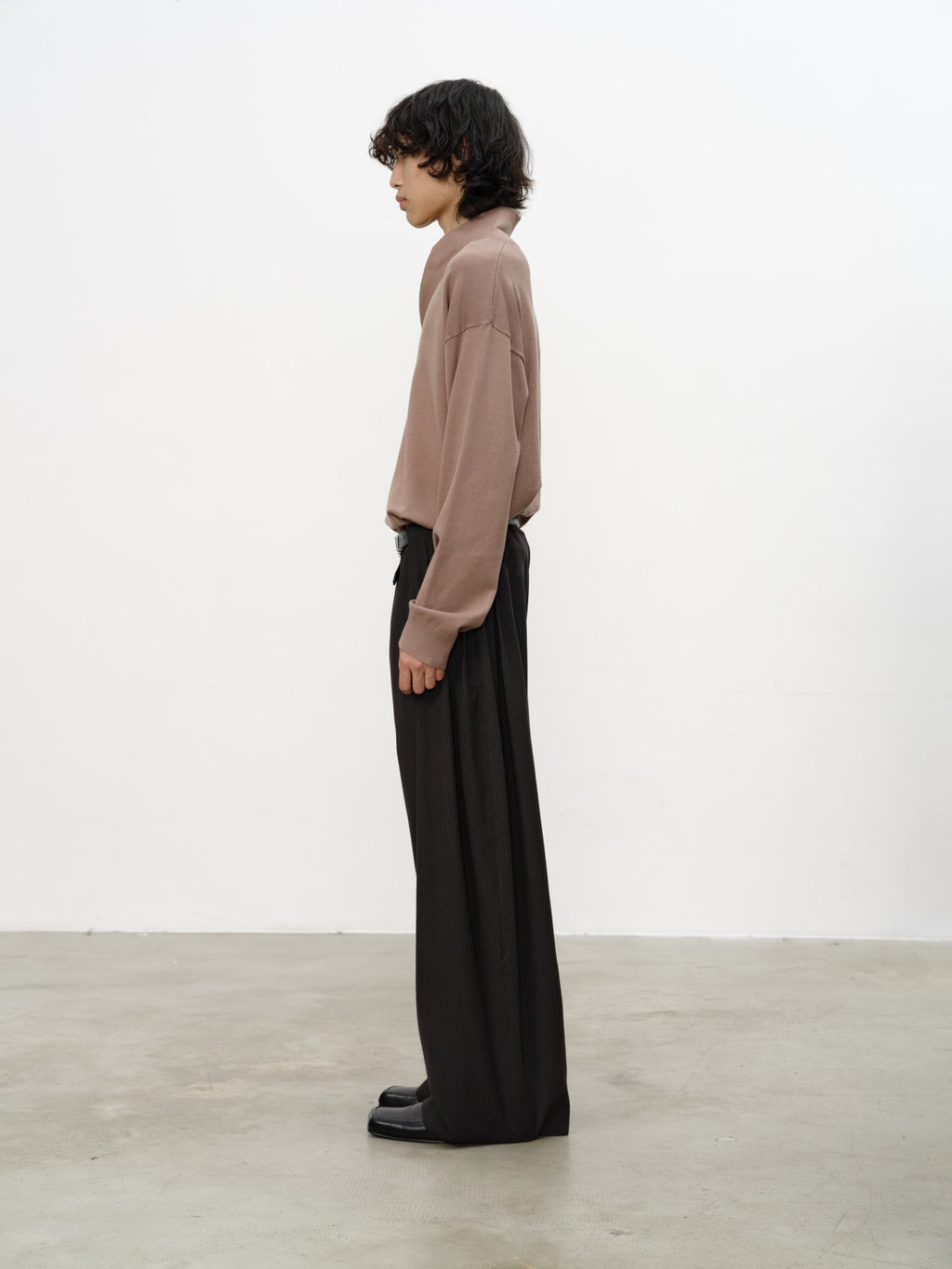 JCAESAR Seagull Collar Sweater - jcaesarclo
